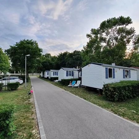 Naturexpert Mobilhazak-Fuered Kemping Balatonfuered Exterior photo